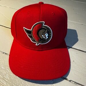 Ottawa Senators SnapBack NWOT